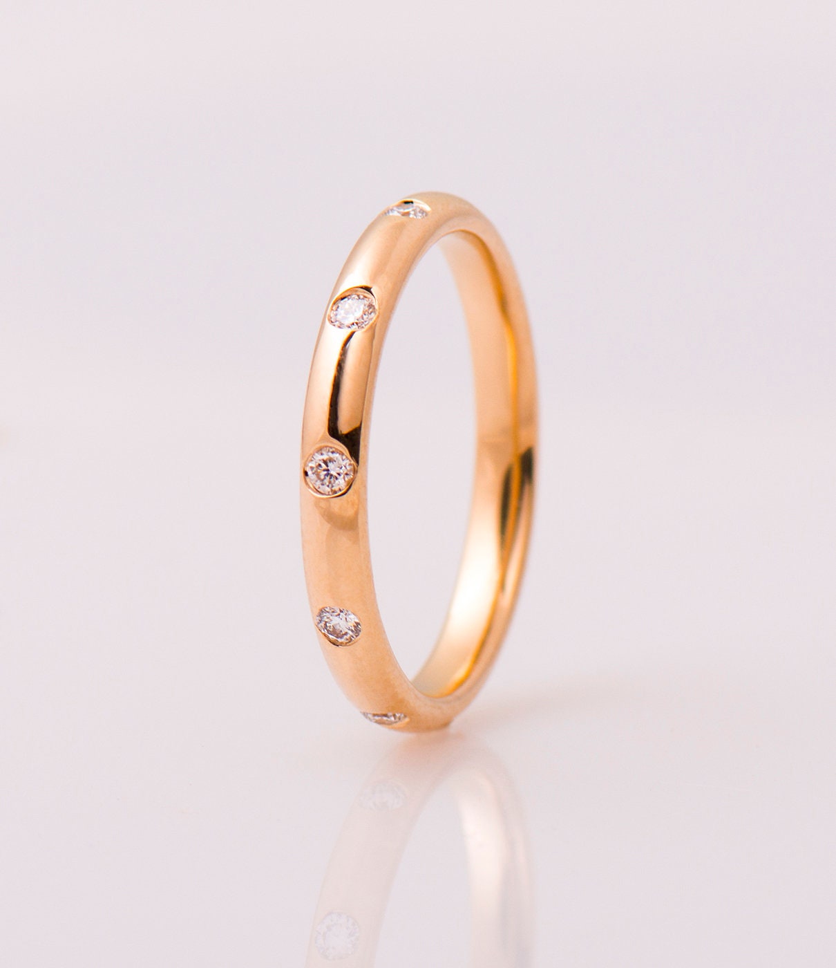 2, 5 Mm Ewigkeit Diamanten Ring, 14K/18K Rose Gold Flush 8 Gleichmäßig Verteilt Ehering, Jahresring von NirOliva