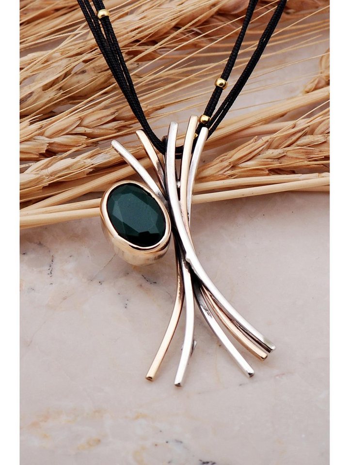 Nisan Kette und Anhänger Set, Handgefertigte Designer-Halskette, Smaragd – Silberanhänger aus Silber von Nisan