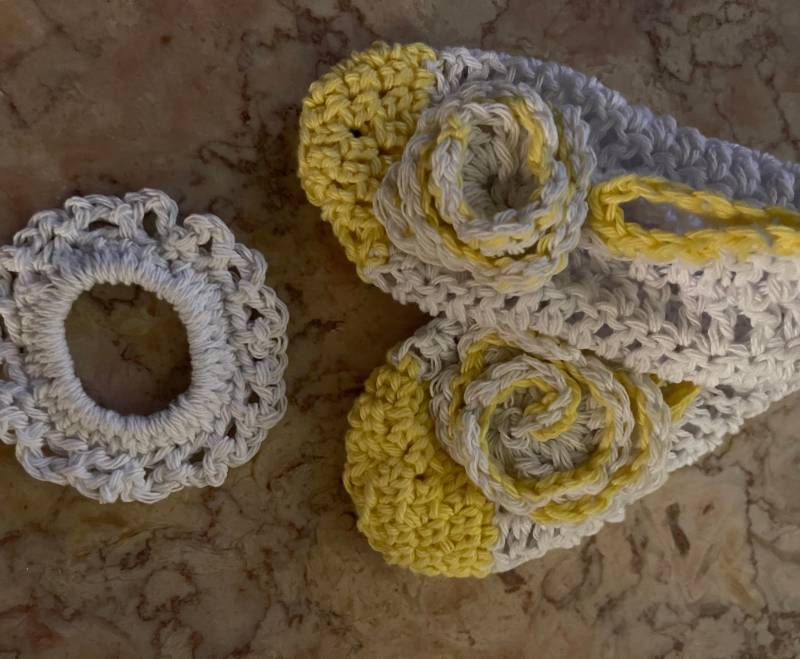 Gehäkelte Hausschuhe Handgefertigte Baumwollboots Gehäkelte Hausschuhe Handgefertigte Baumwollboots von Nitascrochet