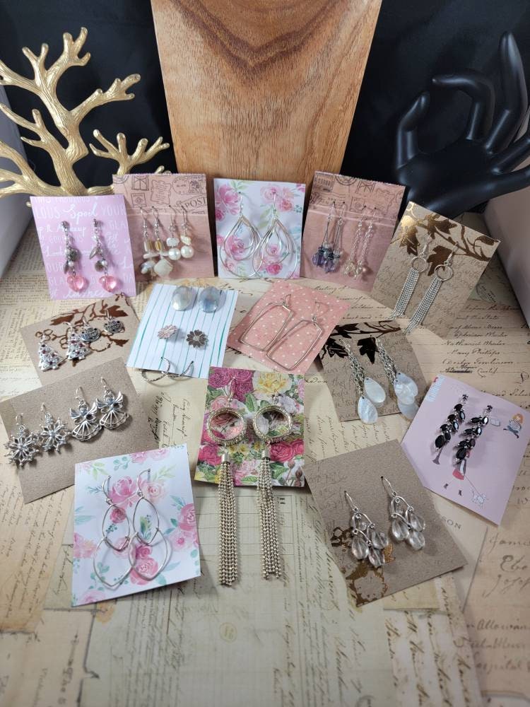 Vintage Bis Modern Boho Ohrringe 20 Paar Zu Tragen Oder Upcycle #e96 Vintage Bis Modern Boho Ohrringe 20 Paar Zu Tragen Oder Upcycle #e96 von NittanyMountain