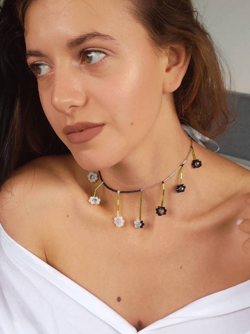 Handgemachte Makramee Kette Zum Binden in Schwarz Und Weiß von NiushkaByNia