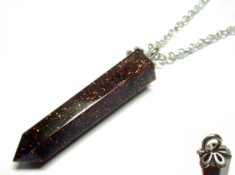 Harz Kristall Anhänger - Verkupfertes Dunkellila 22 Zoll Sterling Silber Halskette von Nixcreations