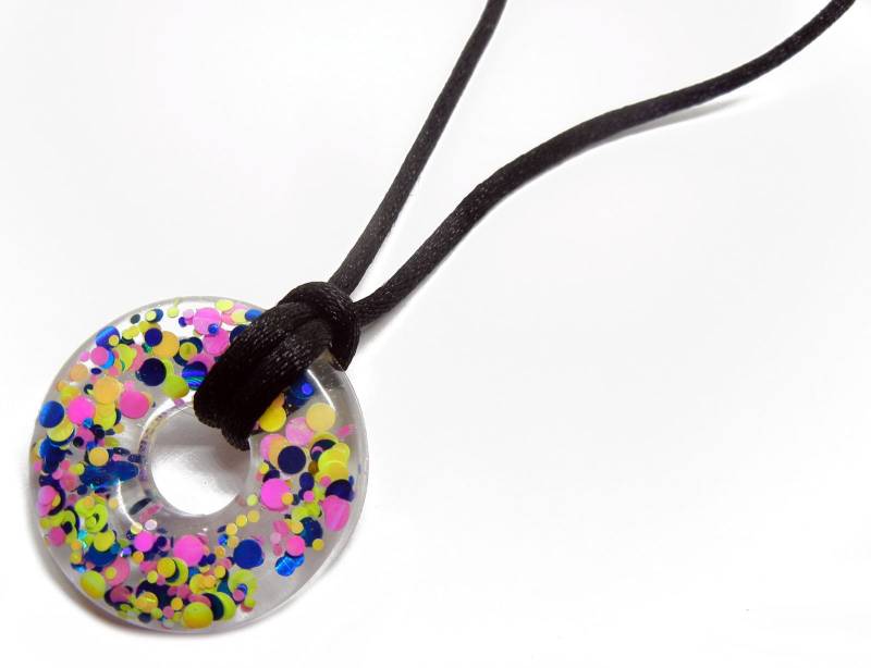 Resin Donut Halskette - Blau Gold Pink Sparkle Anhänger Resin Donut Halskette - Blau Gold Pink Sparkle Anhänger von Nixcreations