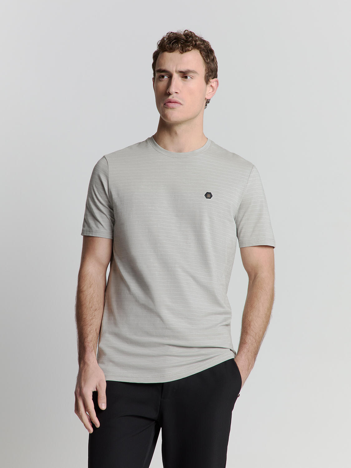 No Excess - T-Shirt Crewneck Small Pin Stripe mid grey - Gr. - XL von No Excess