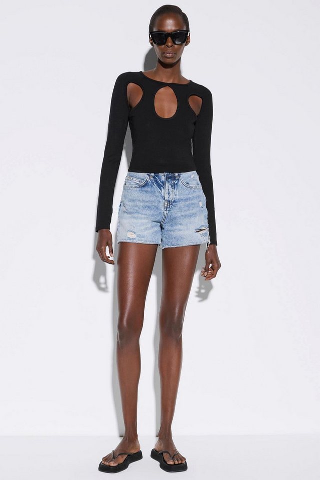 No Matter What Crop-Top Fingerdetaillierter schwarzer Crop von No Matter What