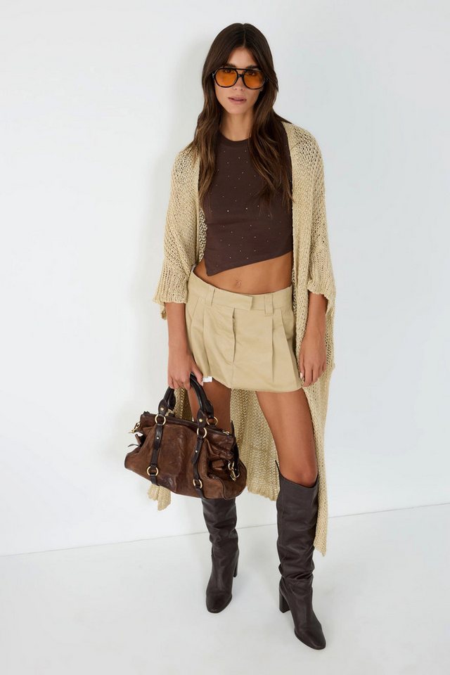 No Matter What Crop-Top Kurzer Bodysuit mit asymmetrischem Schnitt und Stickereien in Stein von No Matter What