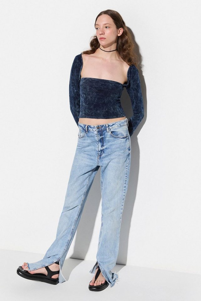 No Matter What Crop-Top Langarm Square Neck Crop Samt Top von No Matter What