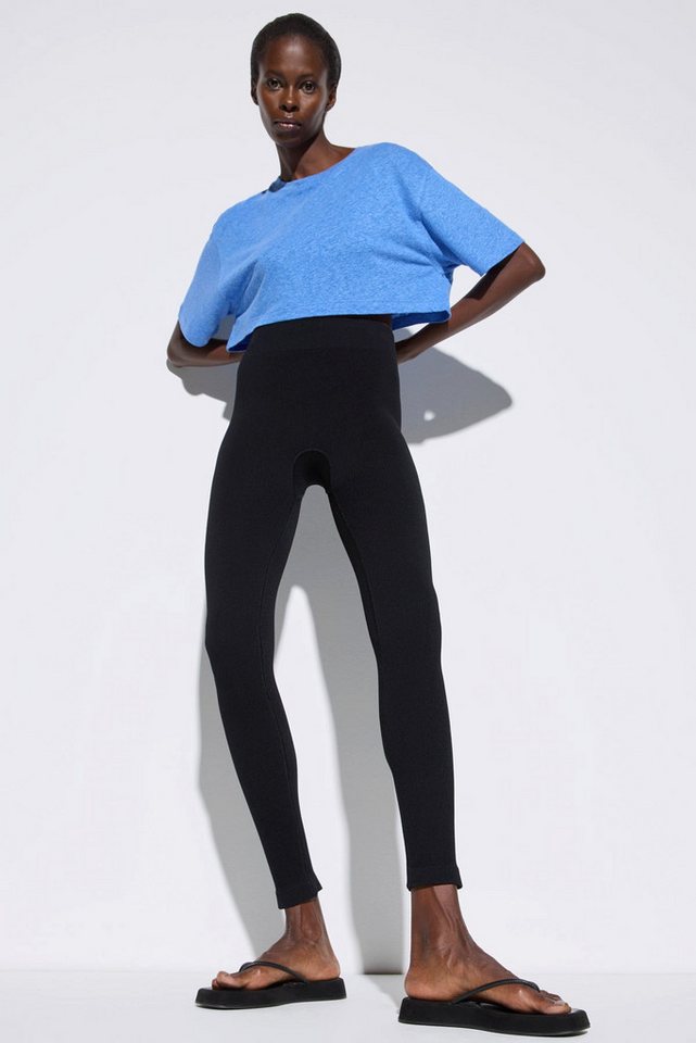 No Matter What Leggings Schwarze Leggings aus dehnbarem Stoff von No Matter What