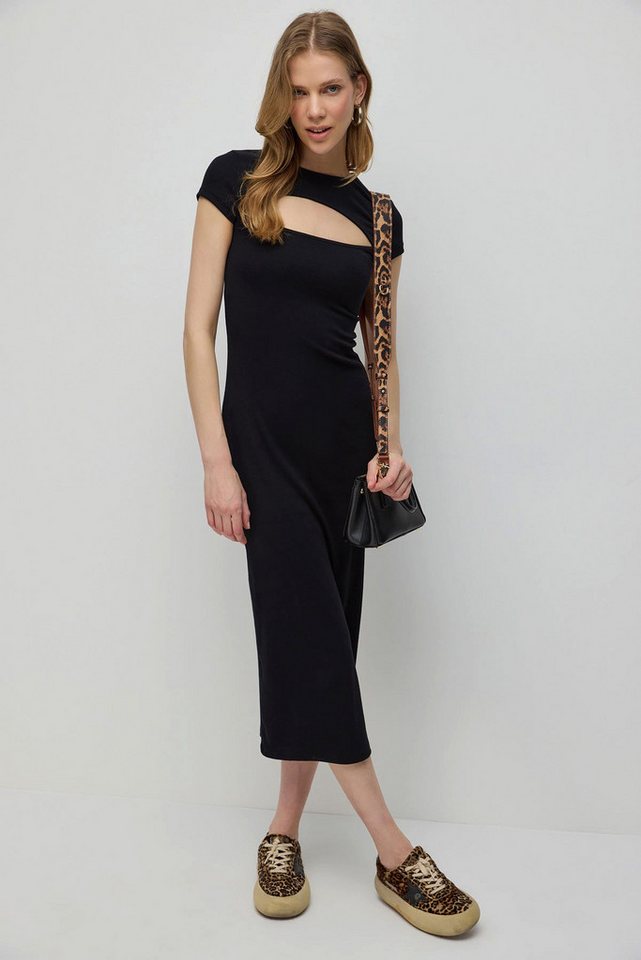 No Matter What Maxikleid Vordere Fenster Detailliertes Midi-Kleid von No Matter What