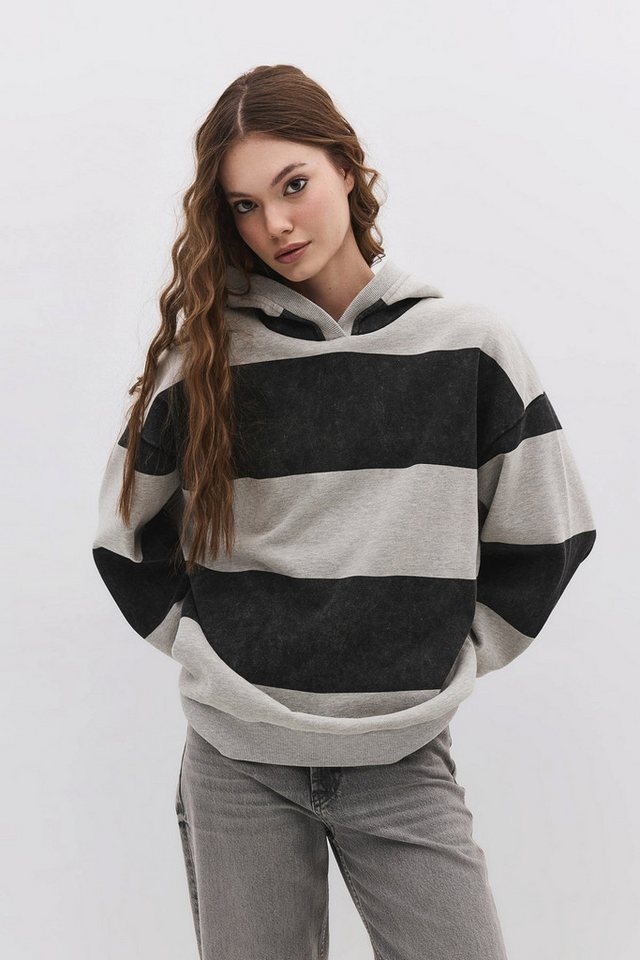 No Matter What Sweatshirt Gestreiftes Kapuzensweatshirt von No Matter What