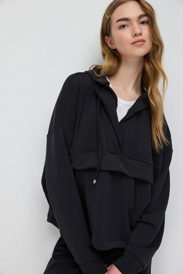 No Matter What Sweatshirt Sweatshirt mit weicher Textur, halblangem Reißverschluss und Taschende No Matter What Sweatshirt Sweatshirt mit weicher Textur, halblangem Reißverschluss und Taschende von No Matter What