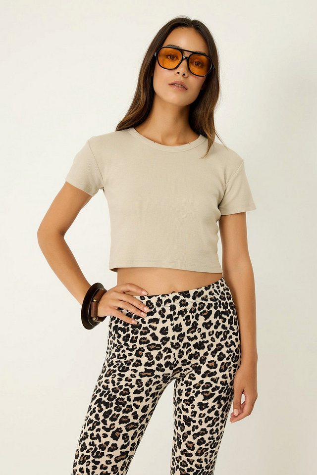 No Matter What T-Shirt Kurzarm Crop T-Shirt aus türkischem Stoff von No Matter What