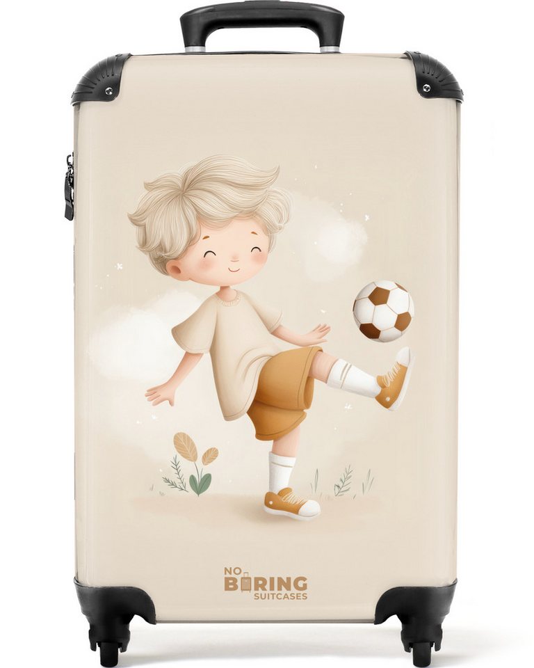 NoBoringSuitcases.com© Kinderkoffer Junge mit einem Fußball in Beigetönen 55x35x20cm, 4 Rollen, Handgepäck Koffer, Hartschalenkoffer Kinder, Reisekoffer Jungen von NoBoringSuitcases.com©