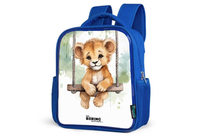 NoBoringSuitcases.com© Rucksack Löwenjunges mit Schaukel Illustration, Kinderrucksack, Schulrucksack, Freizeitrucksack, Jungen, Kindergarten von NoBoringSuitcases.com©