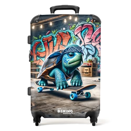 NoBoringSuitcases.com © Kinderkoffer Koffer Kinder Reisekoffer Kindergepäck 4 Rollen, TSA Schloss (Grünblaue Schildkröte auf einem Skateboard), (Mittelgroß 67x43x25 cm) von NoBoringSuitcases.com