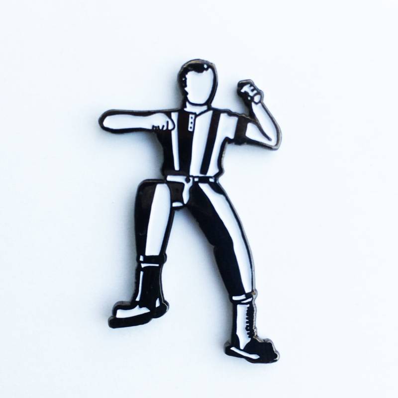 Letzter Ausweg - Pain Of Living Emaille Pin Letzter Ausweg - Pain Of Living Emaille Pin von NoMoreIndustries