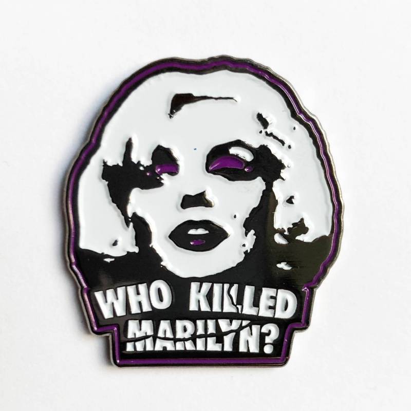 Wer Tötete Marilyn Emaille-Pin Wer Tötete Marilyn Emaille-Pin von NoMoreIndustries