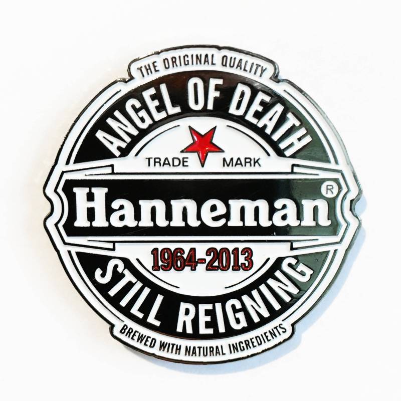 still Reigning Emaille Pin still Reigning Emaille Pin von NoMoreIndustries