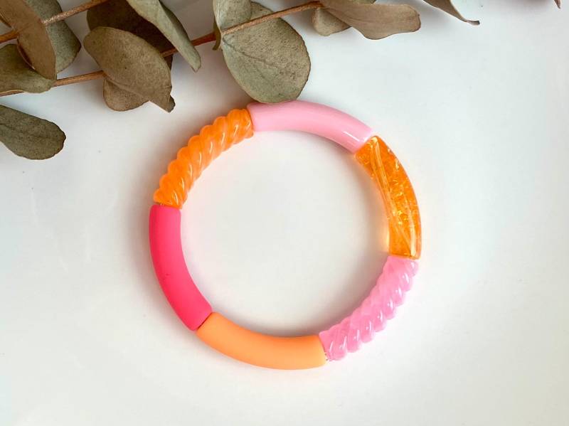 Bunter Armreifen Armband Resin Kunstharz Acryl Pink Orange Violett 90Er Y2K Retro Schmuck Herbst Winter Accessoire Candy Neon Tube von NoNameNeededHandmade