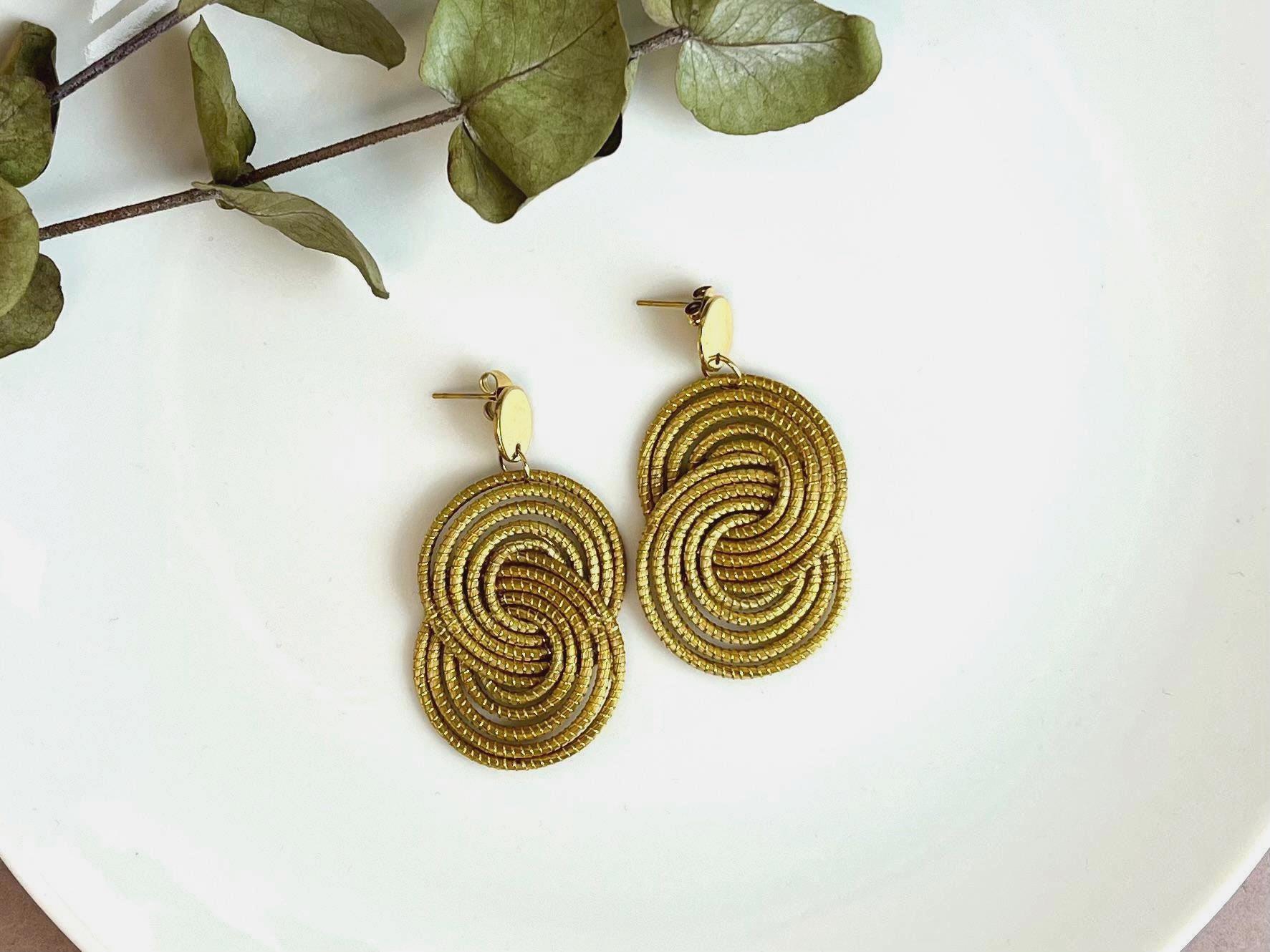 Herbsttrend Ohrring Infinity Goldgras Gold Ohrstecker Besonders Naturmaterial Capim Dourado Elegant Festlich Seltenheit Sommer Trendfarbe Herbsttrend Ohrring Infinity Goldgras Gold Ohrstecker Besonders Naturmaterial Capim Dourado Elegant Festlich Seltenheit Sommer Trendfarbe von NoNameNeededHandmade