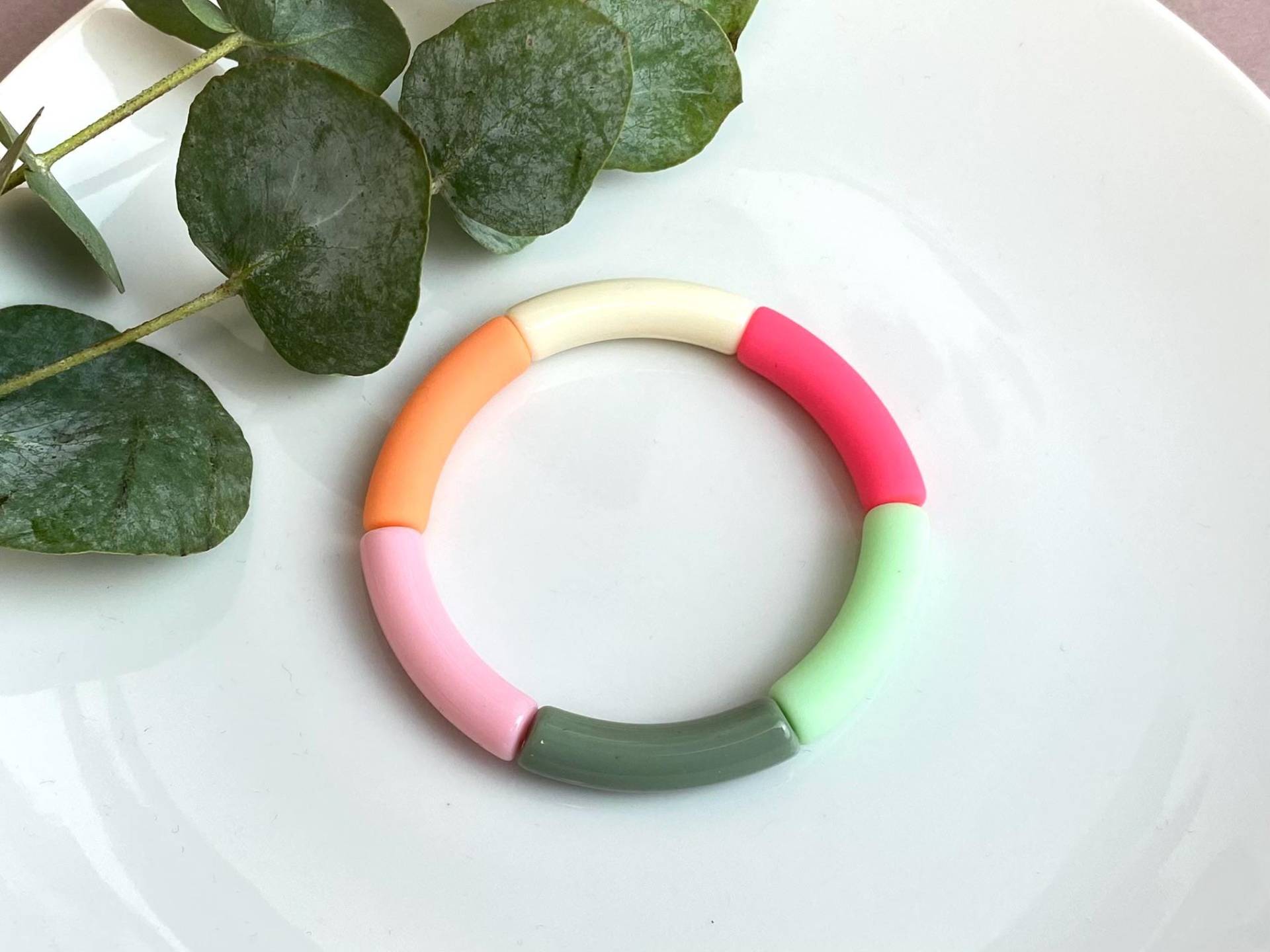 Kunststoffarmreifen Matt Pastell Orange Rosa Creme Mint 90Er Y2K Retro Röhren Armband Acrylperlen Sommer Armreif Candy Tube Farbig Elastisch Kunststoffarmreifen Matt Pastell Orange Rosa Creme Mint 90Er Y2K Retro Röhren Armband Acrylperlen Sommer Armreif Candy Tube Farbig Elastisch von NoNameNeededHandmade