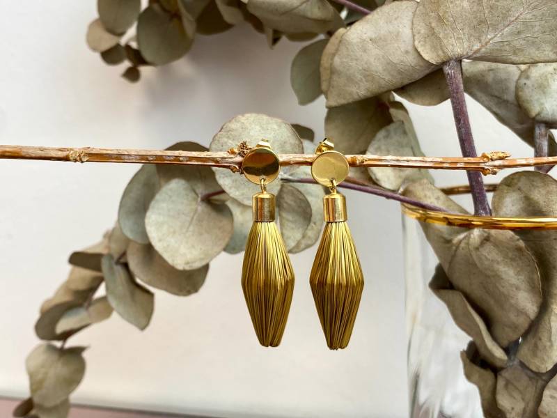 Ohrring Ohrstecker Gold Zapfenform Goldgras Besonders Naturmaterial | Capim Dourado Elegant| Festlich Seltenheit Sommer Trendfarbe Ohrring Ohrstecker Gold Zapfenform Goldgras Besonders Naturmaterial | Capim Dourado Elegant| Festlich Seltenheit Sommer Trendfarbe von NoNameNeededHandmade