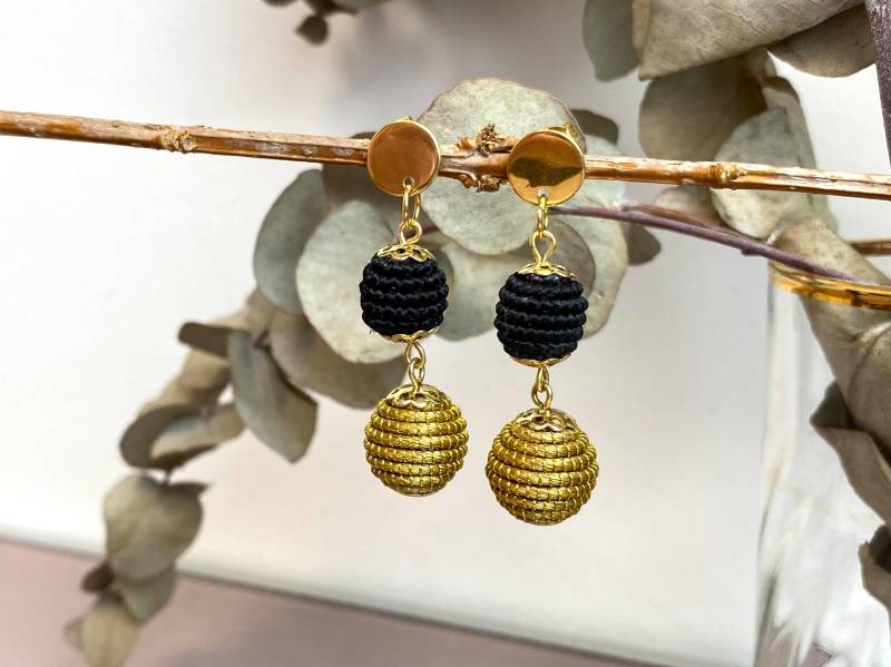 Ohrringe Goldgras Gold Schwarz Kugel Elegant Capim Dourado Schimmernd Pflanzlich Geschenkidee Naturmaterial Besonders Weihnachten Herbst Ohrringe Goldgras Gold Schwarz Kugel Elegant Capim Dourado Schimmernd Pflanzlich Geschenkidee Naturmaterial Besonders Weihnachten Herbst von NoNameNeededHandmade