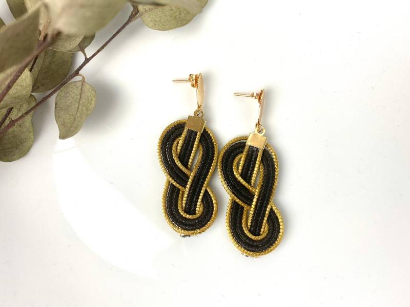 Ohrringe Infinity Schwarz Gold 6 cm | Goldgras Capim Dourado Statement Festlich Hochzeit| Elegant| Besonders| Naturmaterial| Seltenheit von NoNameNeededHandmade