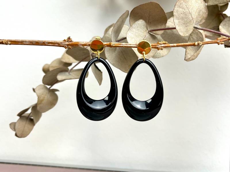 Ohrringe Schwarz Gold Resin Kunstharz Tropfen Barock Herbst Winter Herbsttrend Geschenkidee Besonders Trendfarbe von NoNameNeededHandmade