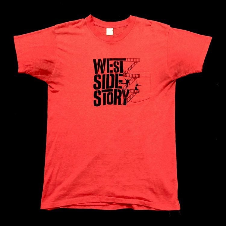 70Er West Side Story Film T-Shirt Medium Poly Blend Made in Usa 60Er Theater Broadway Shakespeare New York City Musical Haie Jets Nyc von NoProblemVtg