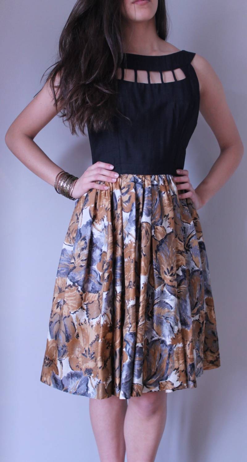 50Er Jahre Vintage Handgemachte Cocktail-Kleid 50Er Jahre Vintage Handgemachte Cocktail-Kleid von NoTrendsBoutique