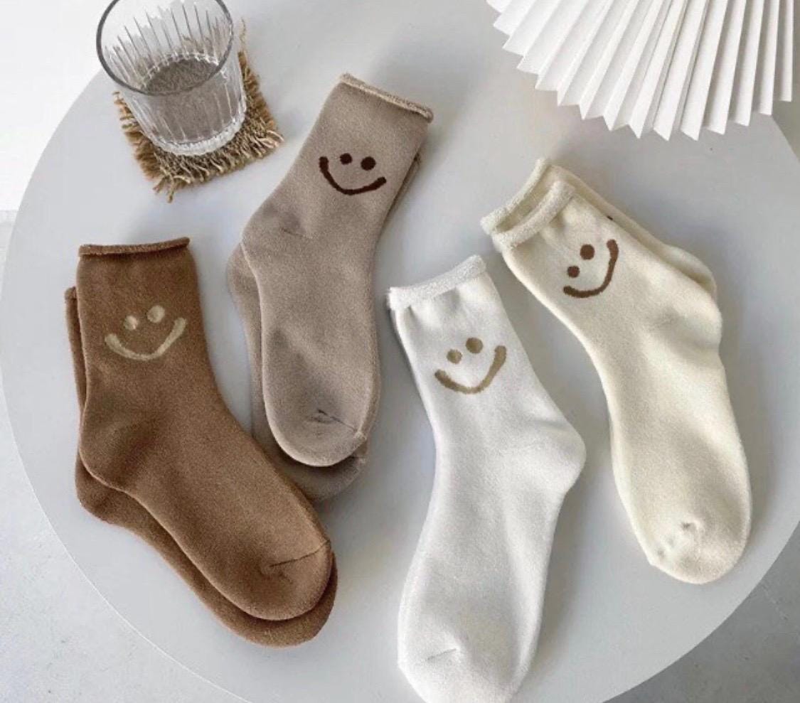 Öko Socken Lächeln Bambus & Bio-Baumwolle Glücklich Geschenke Damen Nachhaltig Geschenk Weihnachtsgeschenk von NoaandRain