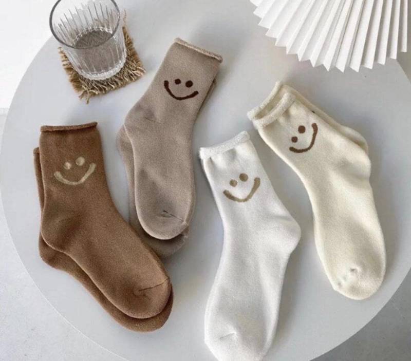 Öko Socken Lächeln Bambus & Bio-Baumwolle Glücklich Geschenke Damen Nachhaltig Geschenk Weihnachtsgeschenk von NoaandRain