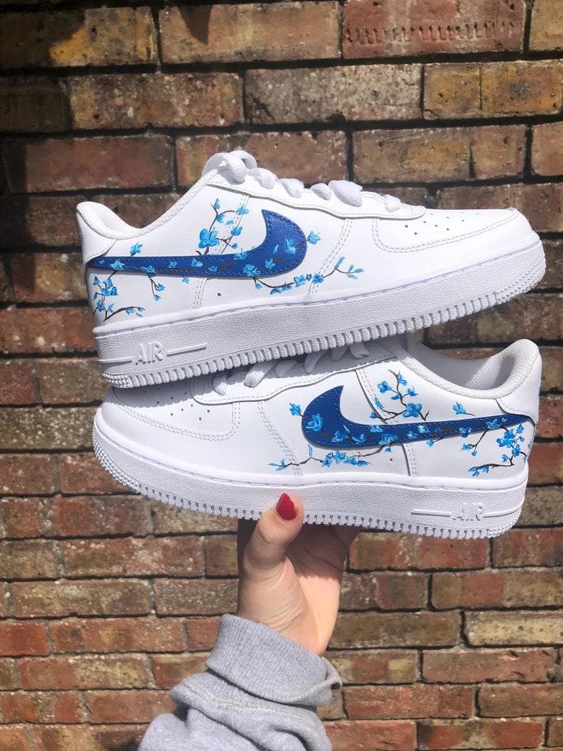 Custome Cherryblossem Tree Air Force 1 in Diffrent Colours von NoahCustomes