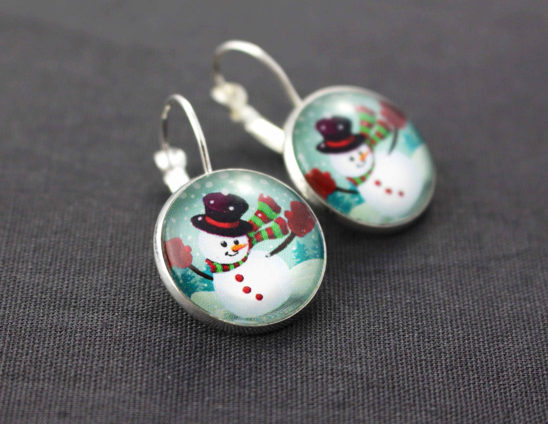 Ohrstecker, Schneemann, Schnee, Weihnachten, Ohrhänger, Silber, Glas, Weihnachtszeit, X Mas, Ohrringe, Schmuck, Frauen, Modern, Trendy von NoahMeetsScottie