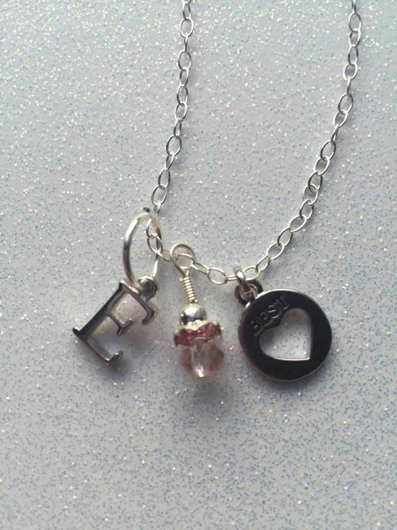 Freundschaftskette, Beste Freunde Halskette, Initiale Charm Individualisierbar von NoahSiannahBeadMine