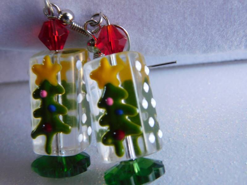 Handgemalte Weihnachtsbaum Rechteck Lampwork Glas Halskette Atemberaubende Weihnachten Ohrringe Baum von NoahSiannahBeadMine
