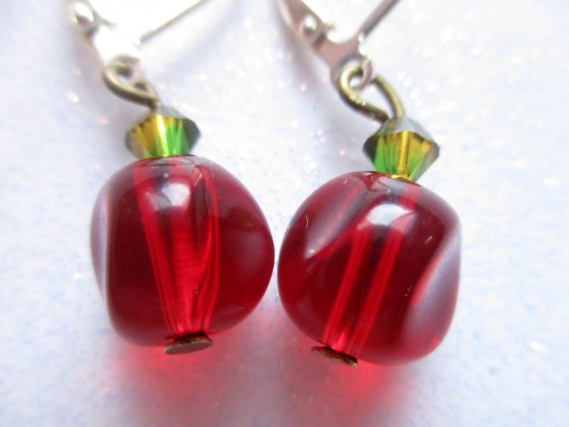 Herbst-Apfel Ohrringe Crystal Red Apple Candy Glas Glamourösen Schmuck von NoahSiannahBeadMine