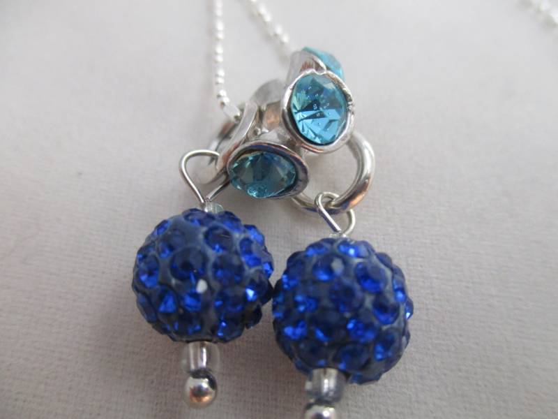 Pave Drop Halskette Aqua Und Saphir Ebnen Tropfen von NoahSiannahBeadMine