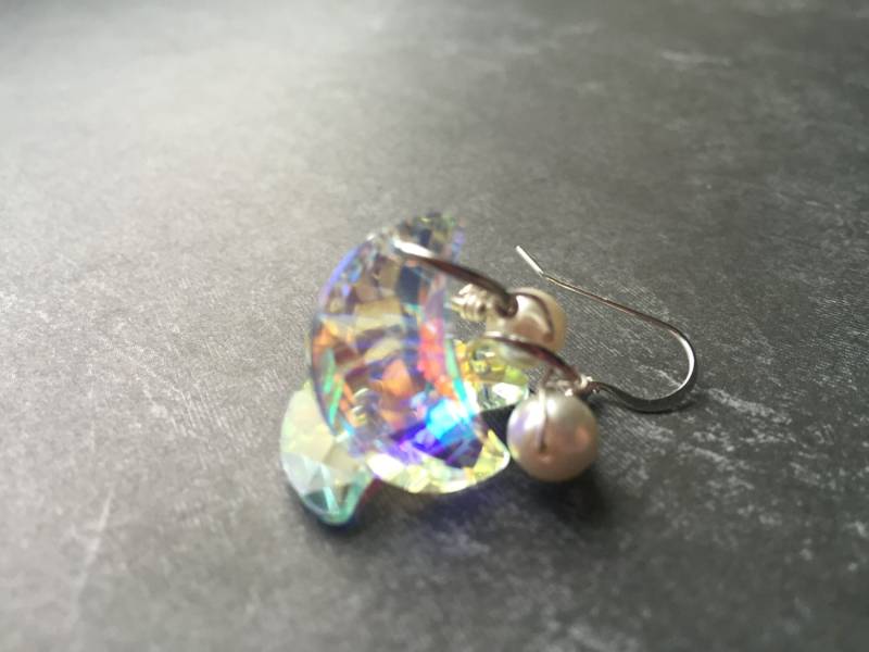 Swarovski Crystal Ohrstecker Crescent Moon Ohrringe Eleganter Schmuck Vintage Schmuck, Damen-Accessoires von NoahSiannahBeadMine