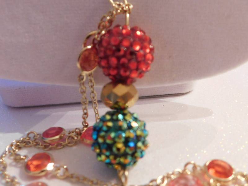 Weihnachten-Halskette Grün & Rot-Disco-Kugel-Schmuck Weihnachten Drop Halskette Schmuck Rot, Grün Und Gold von NoahSiannahBeadMine