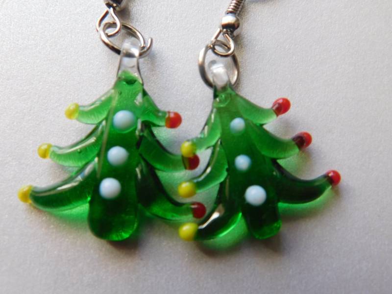 Weihnachtsbaum Mit Ornamenten Glas Lampwork Ohrringe Edel Schmuck von NoahSiannahBeadMine