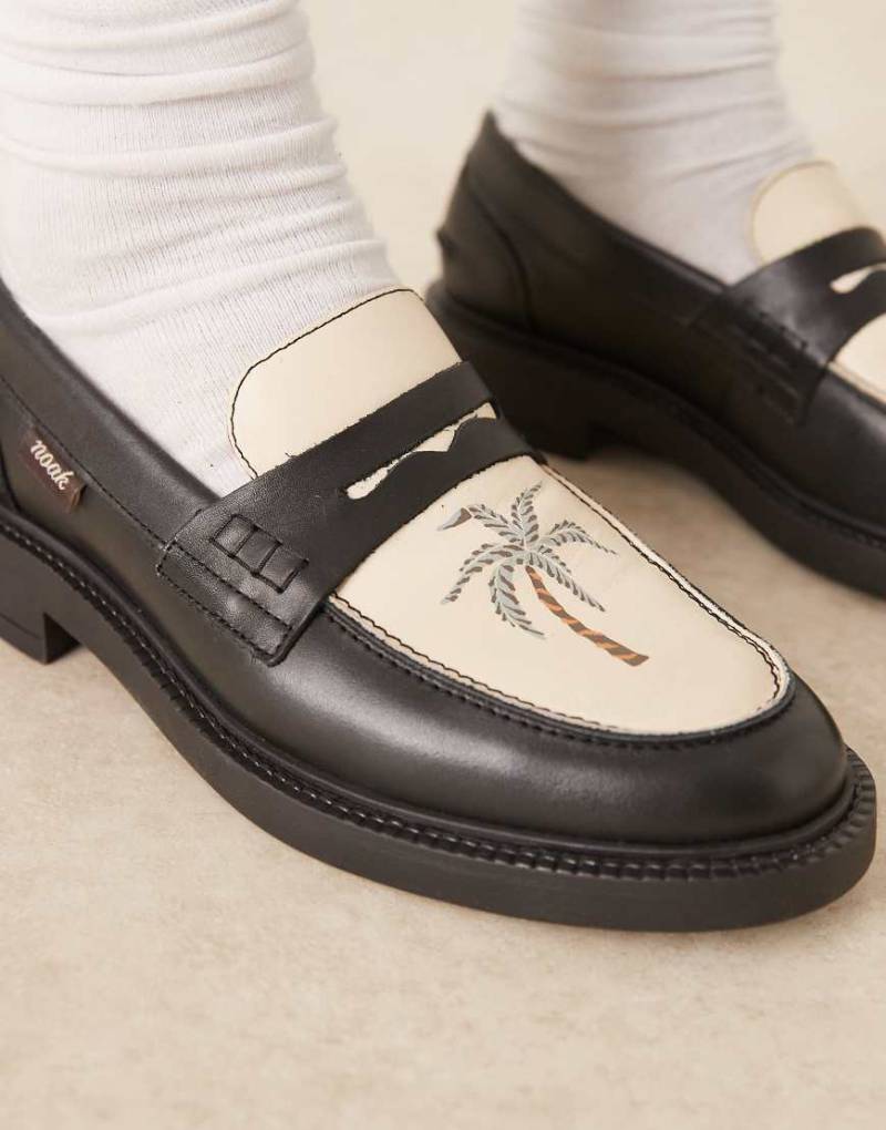 Noak - Made in Portugal - Penny-Loafer aus Leder in Schwarz mit Print von Noak