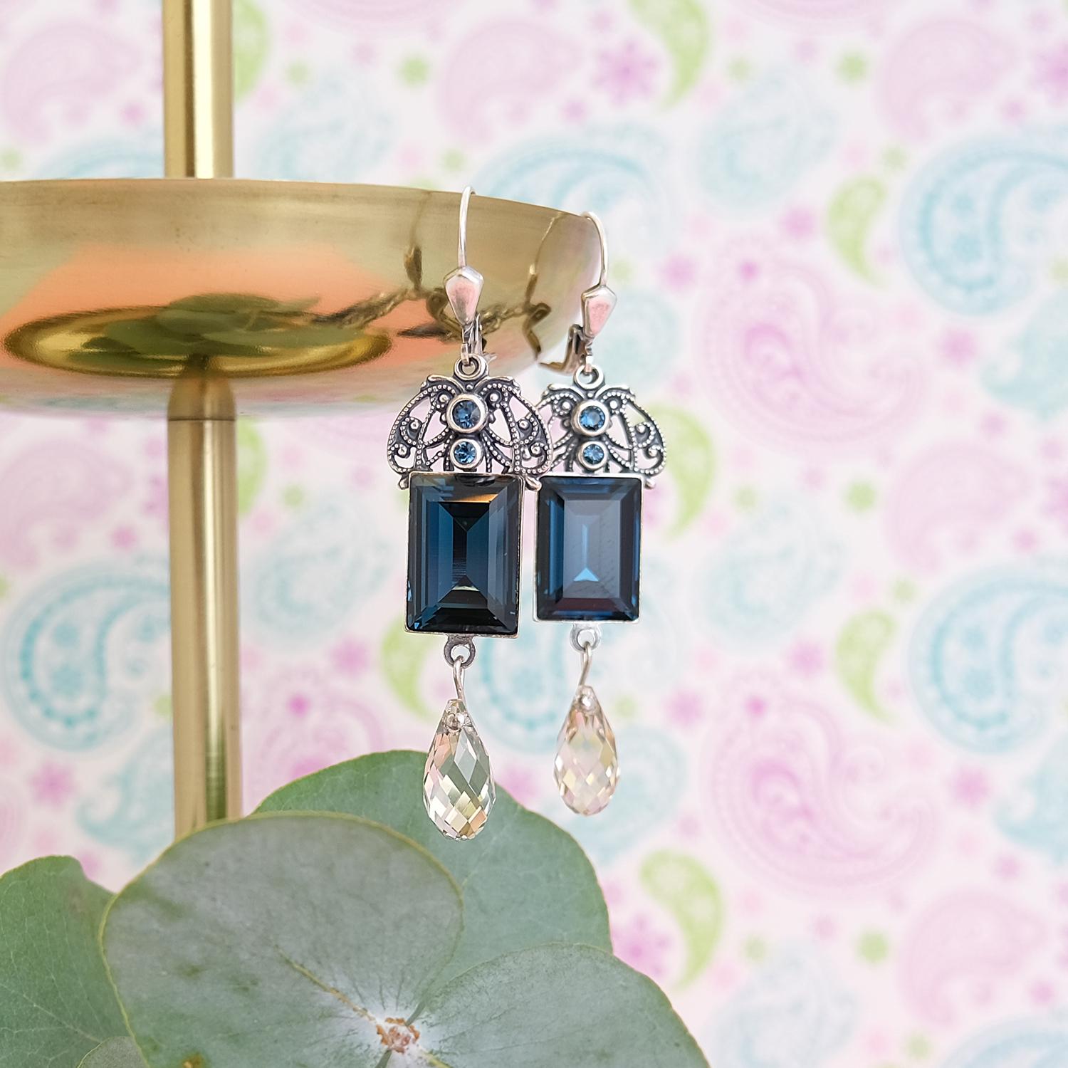 Jugendstil Ohrringe Swarovski Kristalle Montana Blau Silber Nobel Schmuck von NobelSchmuck