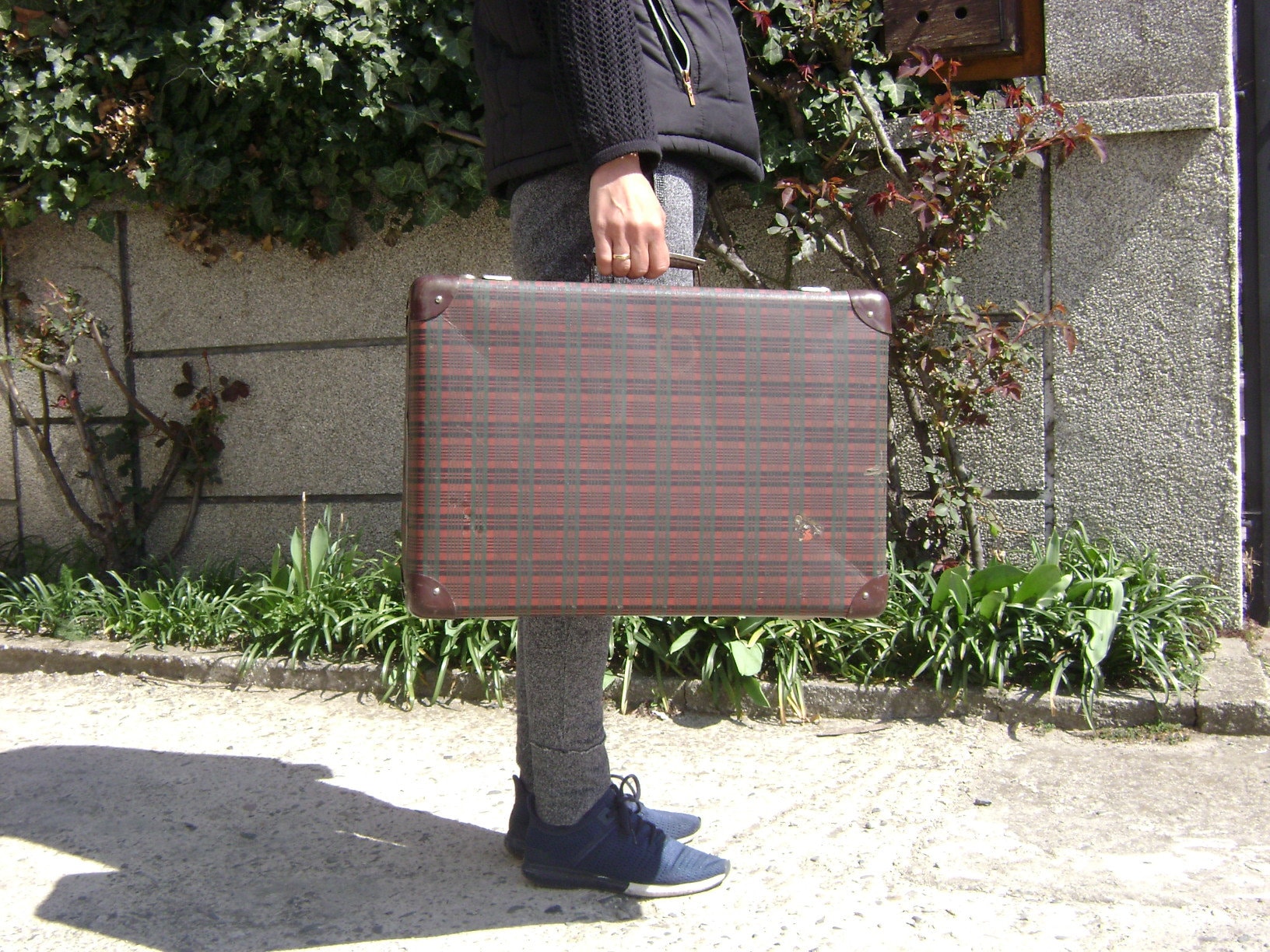Vintage Koffer 1960Er Jahre Retro Reisehandtasche Vintage Koffer 1960Er Jahre Retro Reisehandtasche von NobleTreasure