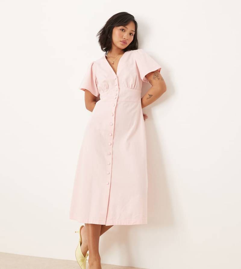 Nobody's Child Petite - Alexa - Midi-Jeanskleid in Rosa von Nobody's Child Petite