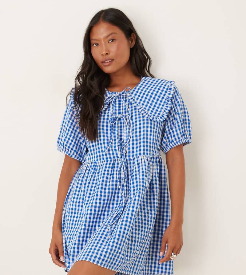 Nobody's Child Petite - Blaze - Minikleid in Blau mit Vichy-Karos von Nobody's Child Petite