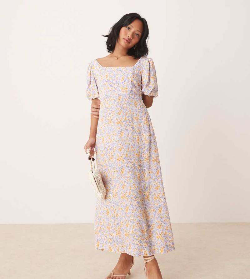 Nobody's Child Petite - Lara - Midikleid mit Blümchenmuster in Blau und Orange und Puffärmeln-Bunt von Nobody's Child Petite