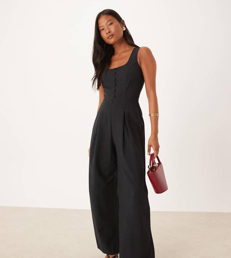 Nobody's Child Petite - Leona - Jumpsuit in Schwarz mit eckigem Ausschnitt von Nobody's Child Petite