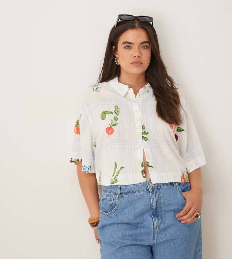 Nobody's Child Plus - Bennie - Cropped-Hemd mit Früchte-Karomuster-Bunt von Nobody's Child Plus
